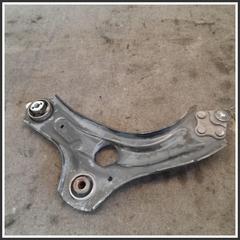Immagine di Bracci Sospensioni Anteriori ant. dx. RENAULT Clio V H4D450
