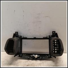 Immagine di Griglie e Prese Aria NISSAN Juke I 682601KE1A