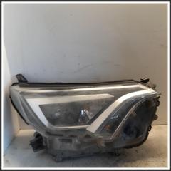 Immagine di Fanaleria Anteriore TOYOTA RAV 4 IV