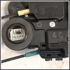 Immagine di Serratura Posteriore Destro 6905033120  TOYOTA RAV 4 IV