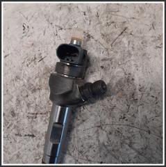 Immagine di Iniettore Iniettori Gasolio CRLB 04L130277AC 0445110469 VOLKSWAGEN Passat VII