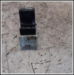 Immagine di Comandi Alzavetri Anteriore Destra 254111FA0A NISSAN Micra IV