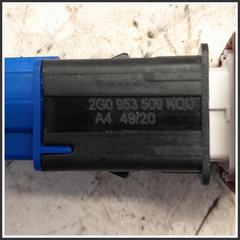 Immagine di Interuttore Luci Emergenza Anteriore Centrala 2G0953509ECU VOLKSWAGEN Polo VII