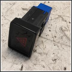 Immagine di Interuttore Luci Emergenza Anteriore Centrala 2G0953509ECU VOLKSWAGEN Polo VII