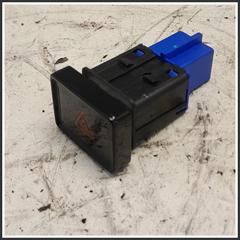 Immagine di Interuttore Luci Emergenza Anteriore Centrala 2G0953509ECU VOLKSWAGEN Polo VII