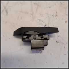 Immagine di Pulsante Chiusura Centralizzata Anteriore Sinistra 2G6962125WHS VOLKSWAGEN Polo VII