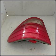 Immagine di Fanale Posteriore Sinistro  Alogeno A2108204764 MERCEDES Classe E S210 SW