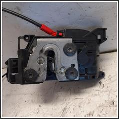 Immagine di Serratura Anteriore Destra 8200497604  RENAULT Kangoo Express III