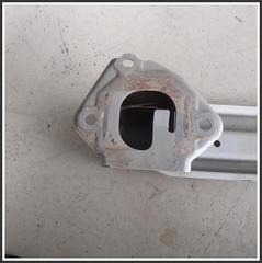 Immagine di Rinforzo Posteriore 520230W020 TOYOTA Yaris V