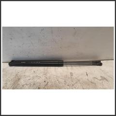 Immagine di Ammortizzatore Portellone Posteriore Idraulico 50515442  ALFA ROMEO MiTo