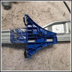 Immagine di Alzacristallo Elettrico Posteriore Destro 3430300270 DR DR 4.0