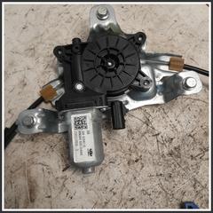 Immagine di Alzacristallo Elettrico Posteriore Sinistro 3430300269 DR DR 4.0