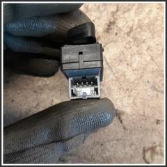 Immagine di Comandi Alzavetri Anteriore Destro 6Q09598589B9 VOLKSWAGEN Polo V