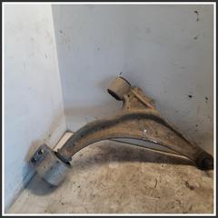 Immagine di Trapezio Anteriore  Anteriore Destro 13401130  OPEL Astra J