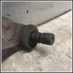 Immagine di Trapezio Anteriore  Anteriore Destro 13401130  OPEL Astra J