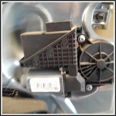 Immagine di Alzacristallo Elettrico Anteriore Destro 6Q4867012GFUBA VOLKSWAGEN Polo V