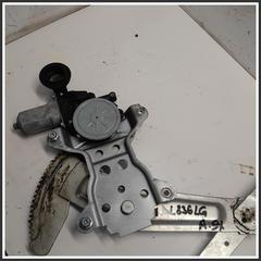 Immagine di Alzacristallo Elettrico Anteriore Sinistro 8344063J10000 SUZUKI Swift IV