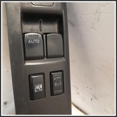 Immagine di Comandi Alzavetri Anteriore Sinistro 3799062J10000 SUZUKI Swift IV