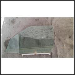 Immagine di Vetro Cristallo Laterale Scendente Anteriore Destro 8453162J00000 SUZUKI Swift IV