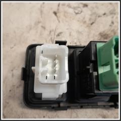 Immagine di Comandi Multifunzionali Anteriore  7331262J10 SUZUKI Swift IV