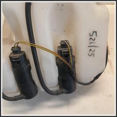 Immagine di Vaschetta Liquido Lavavetro Tergivetro 3845051K00000 SUZUKI Splash