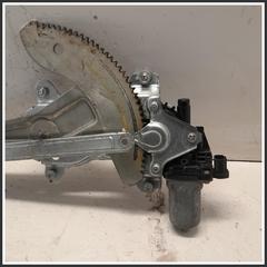 Immagine di Alzacristallo Elettrico Anteriore Sinistro 8340279J12000 SUZUKI Splash