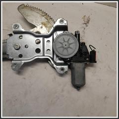 Immagine di Alzacristallo Elettrico Anteriore Destro 8340179J12000 SUZUKI Splash