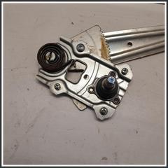 Immagine di Alzacristallo Manuale Posteriore  8351051K00000 SUZUKI Splash
