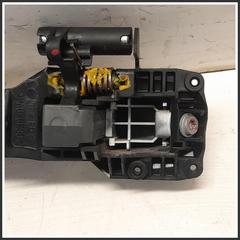 Immagine di Maniglia Porta Anteriore Destro 8281263J005PK SUZUKI Splash