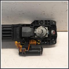 Immagine di Maniglia Porta Anteriore Sinistro 8281263J005PK SUZUKI Splash
