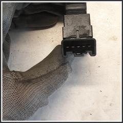 Immagine di Comandi Alzavetri Anteriore Destro SUZUKI Splash 3799562J00000