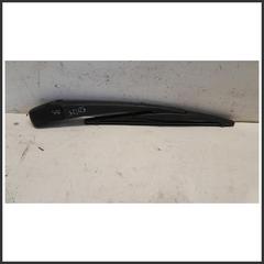 Immagine di Braccio Tergi Lunotto 3882151K02000 SUZUKI Splash