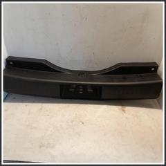 Immagine di Copertura Posteriore Superiore Centrale J685402390 J685402390 DR DR 4.0