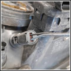 Immagine di Faro - Proiettore Anteriore Destro 260104030R 14861200 RENAULT Clio II
