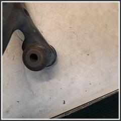 Immagine di Trapezio Anteriore Braccio Braccetto Trasversale Anteriore Sinistro 51957401 00520139600 FIAT Panda III