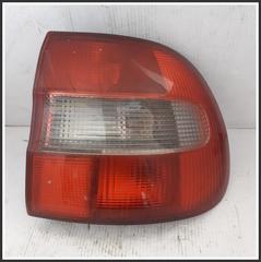 Immagine di Fanale Posteriore Destro  Incandescenza 30801925 VOLVO V40 I
