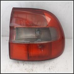 Immagine di Fanale Posteriore Destro  Incandescenza 30801925 VOLVO V40 I