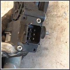 Immagine di Alzacristallo Elettrico Anteriore Destro 6Q4837462J VOLKSWAGEN Polo V