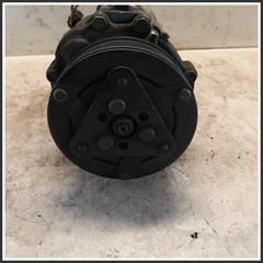 Immagine di Compressore Clima 6N0820803C 4920401144 VOLKSWAGEN Polo III