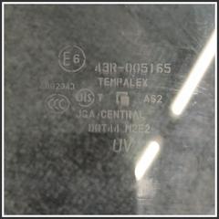 Immagine di Vetro Cristallo Laterale Scendente Anteriore Destro 8450168L00000 SUZUKI Swift V