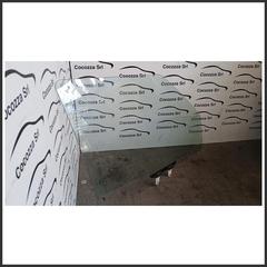Immagine di Vetro Cristallo Laterale Scendente Anteriore Destro 8450169L00000 SUZUKI Swift V