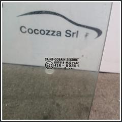 Immagine di Vetro Cristallo Laterale Scendente Posteriore Sinistro 8454662J00000 SUZUKI Swift IV