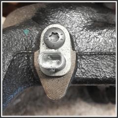 Immagine di Fusello Mozzo Anteriore Destro PEUGEOT 208 II 9826779780