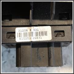 Immagine di Comandi Alzavetri Anteriore Destro FIAT Grande Punto 735471507