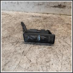 Immagine di Fanalino Luce Targa PEUGEOT 208 II 9815225980 50R19339