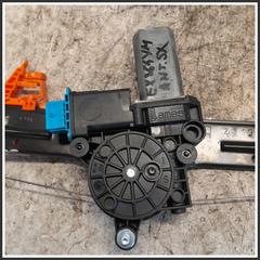 Immagine di Alzacristallo Elettrico Anteriore Sinistro LANCIA Delta III 51943449
