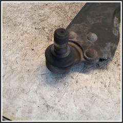 Immagine di Trapezio Anteriore Braccio Braccetto Trasversale Anteriore Sinistro LANCIA Delta III 51827736 14B210042