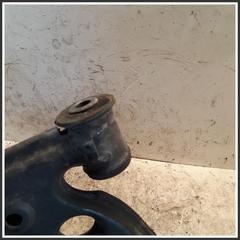 Immagine di Trapezio Anteriore Braccio Braccetto Trasversale Anteriore Sinistro LANCIA Delta III 51827736 14B210042
