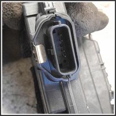 Immagine di Serratura Posteriore Sinistro RENAULT Twingo III 825033289R 40717217
