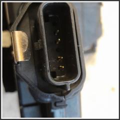Immagine di Serratura Posteriore Destro RENAULT Twingo III 825020351R 40727217